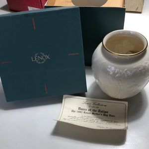 LENOX limited edition vase